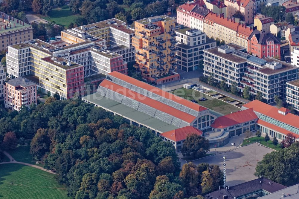 Luftaufnahme München - Steidle-Wohnturm und Deutsches Museum Verkehrszentrum in München Schwanthalerhöhe im Bundesland Bayern