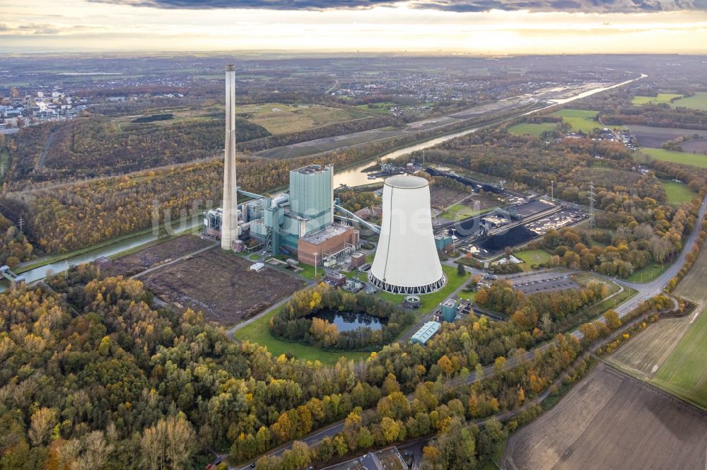 Bergkamen aus der Vogelperspektive: Steinkohlekraftwerk in Bergkamen im Bundesland Nordrhein-Westfalen, Deutschland