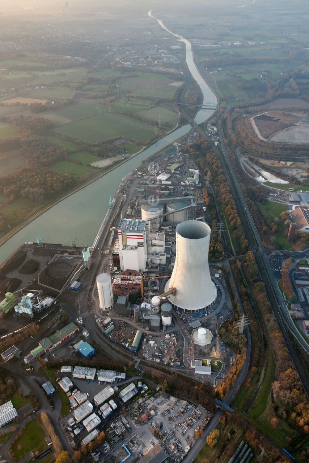 Lünen von oben - Steinkohlekraftwerk in Lünen im Bundesland Nordrhein-Westfalen