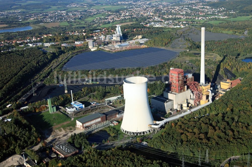 Quierschied-Weiher aus der Vogelperspektive: Steinkohlekraftwerk Weiher und Solarkraftwerk Göttelborn in Qierscheid-Weiher im Bundesland Saarland