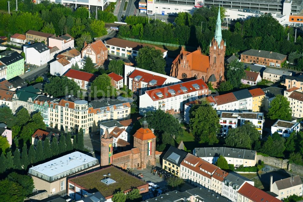 Bernau aus der Vogelperspektive: Steintor an der Hussitenstraße in Bernau im Bundesland Brandenburg, Deutschland