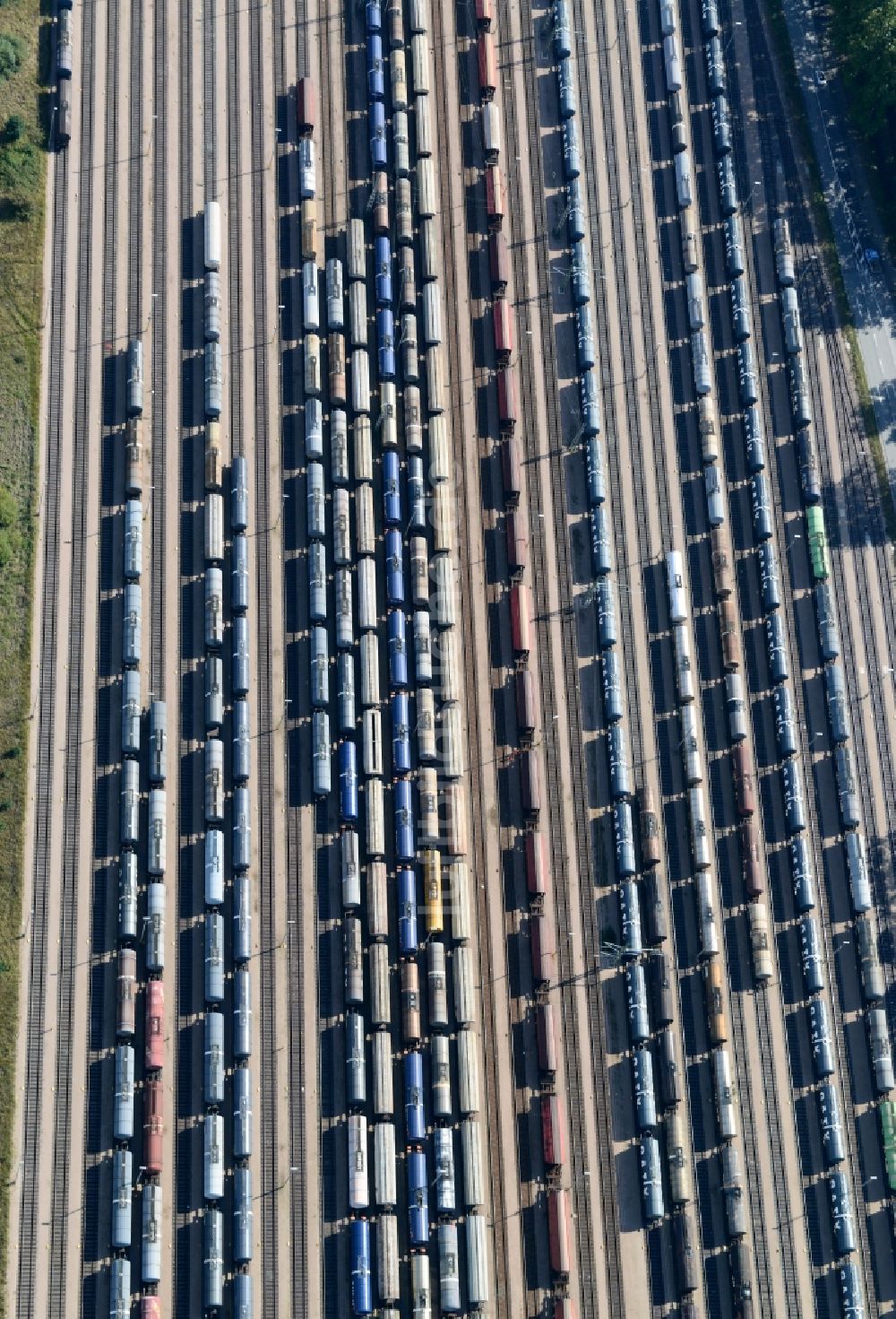 Hamburg aus der Vogelperspektive: Stellwerk Rangierbahnhof Hohe Schaar in Hamburg-Mitte / Wilhelmsburg