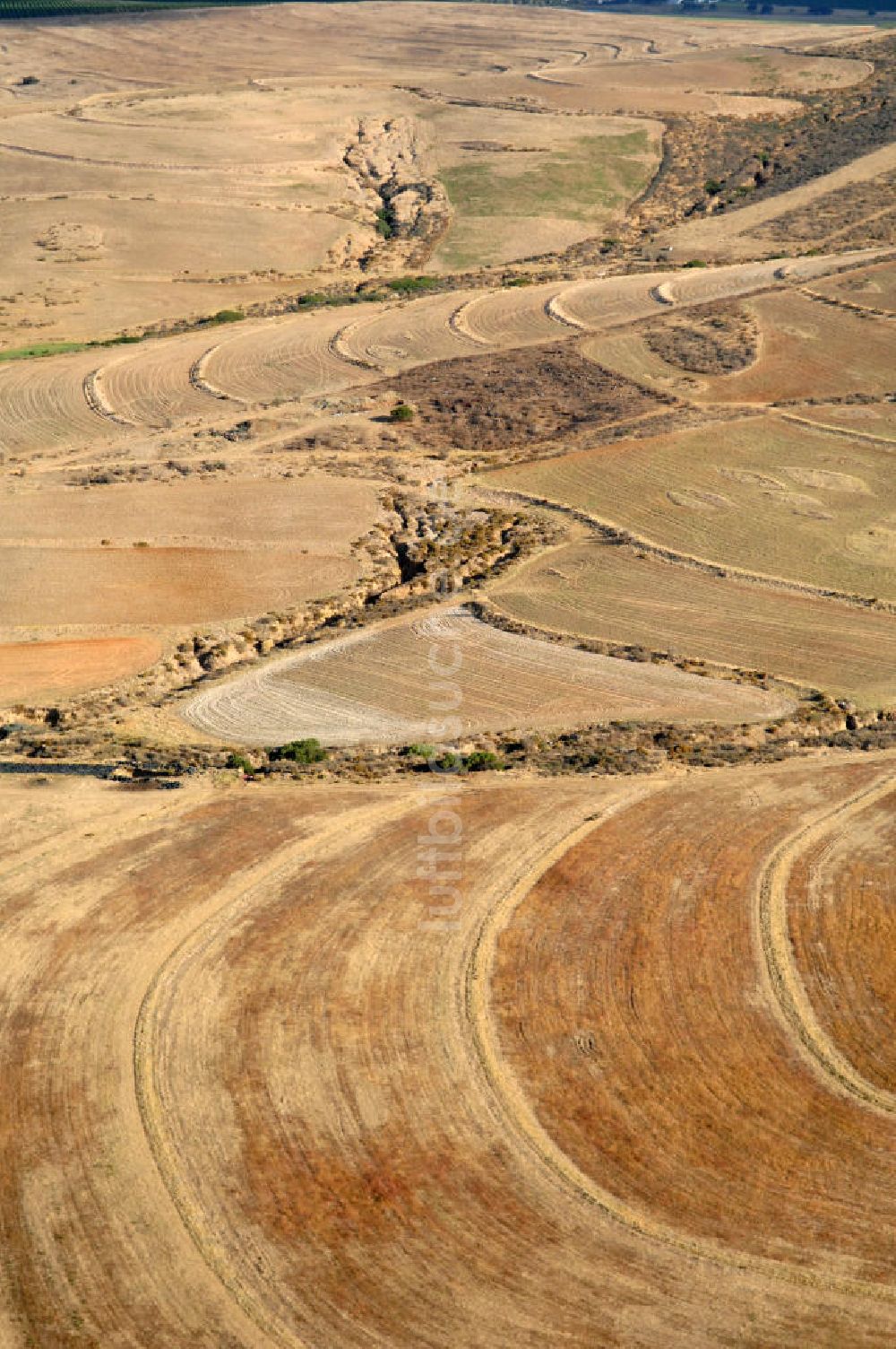 Durbanville aus der Vogelperspektive: Steppenlandschaften nordwestlich von Durbanville - steppes northwest of Durbanville