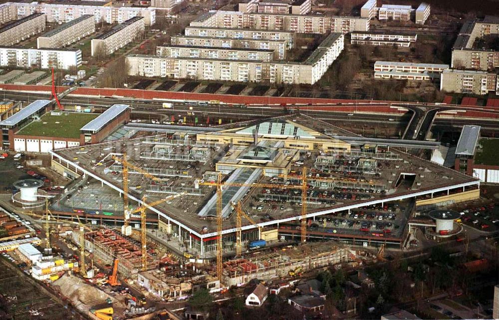 Potsdam - Drewitz aus der Vogelperspektive: Stern-Center in Potsdam-Drewitz