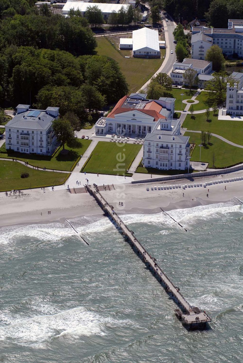 Heiligendamm aus der Vogelperspektive: 5-Sterne-Kempinski-Hotelanlage Heiligendamm