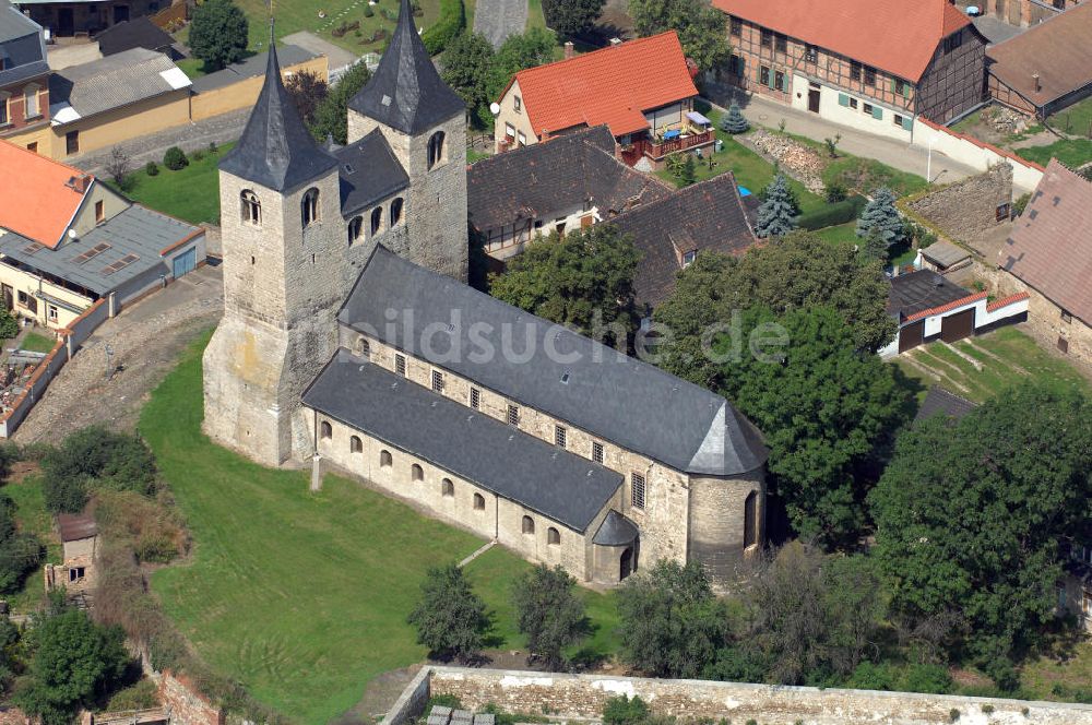 Frose von oben - Stiftskirche in Frose