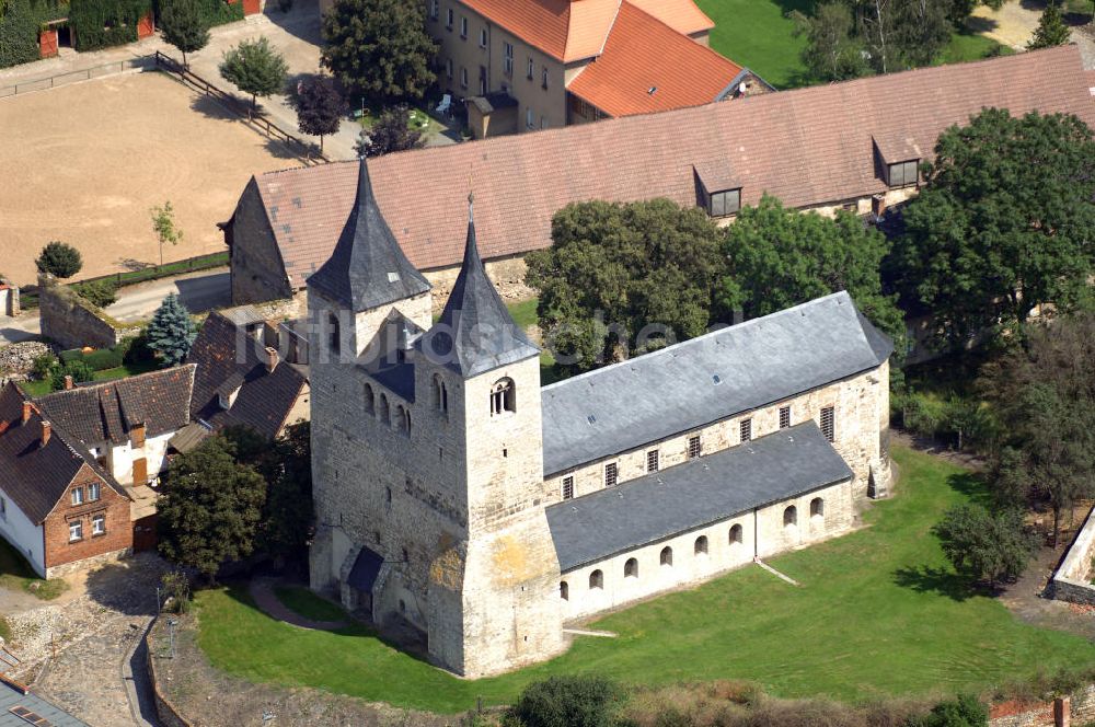 Luftaufnahme Frose - Stiftskirche in Frose