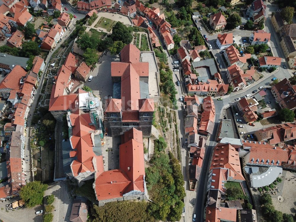 Luftaufnahme Quedlinburg - Stiftskirche St. Servatius und Schloss Quedlinburg im Bundesland Sachsen-Anhalt