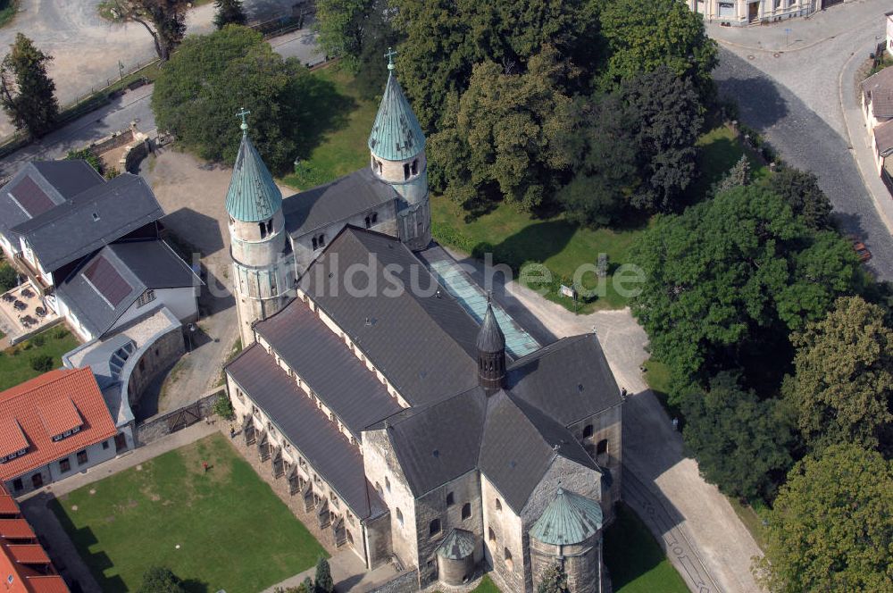 Gernrode von oben - Stiftskirche St.Cyriakus in Gernrode