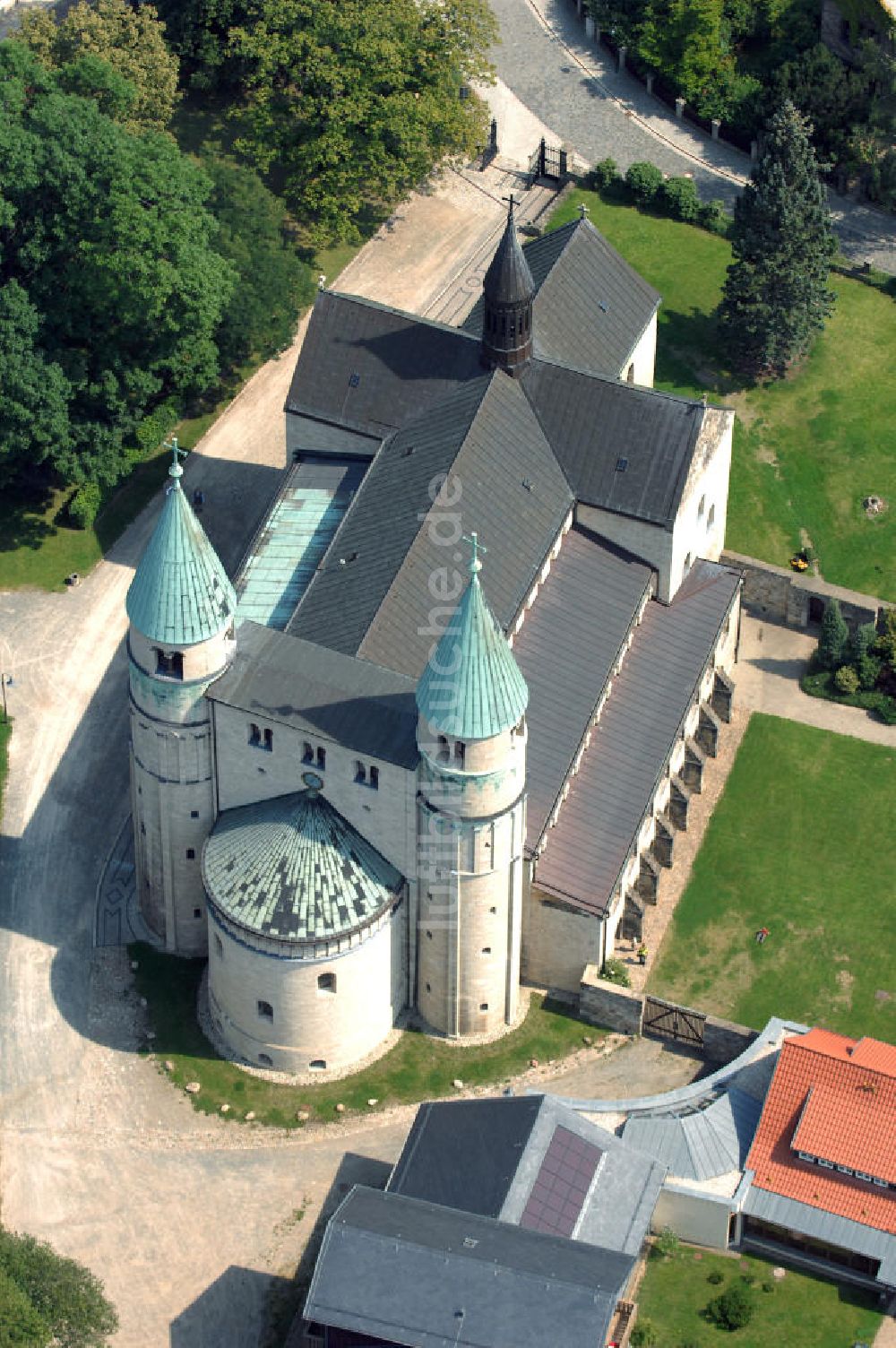 Luftaufnahme Gernrode - Stiftskirche St.Cyriakus in Gernrode