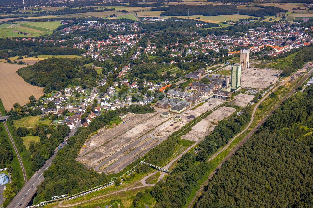 Gelsenkirchen von oben - Stillgelegter Steinkohle- Tagebau des DSK Bergwerk Lippe / Zeche Westerholt in Gelsenkirchen im Bundesland Nordrhein-Westfalen, Deutschland