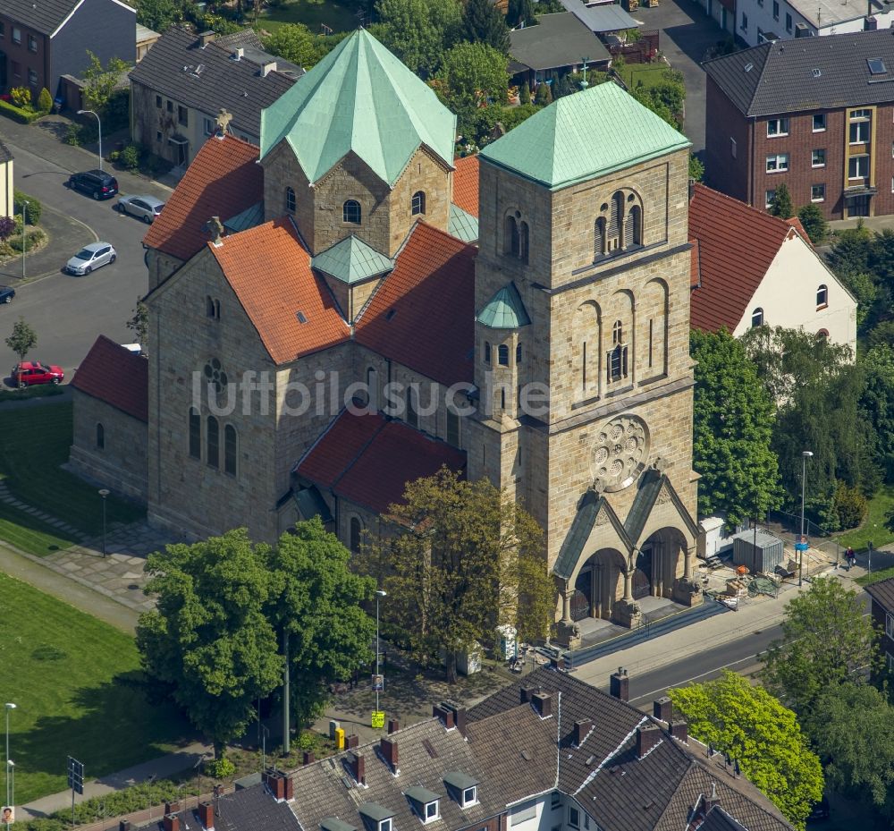 Herne aus der Vogelperspektive: St.Josefs Kirche in Wanne-Eickel, einem Stadtteil von Herne in Nordrhein-Westfalen