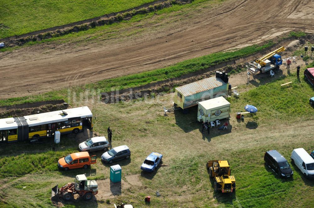 Altlandsberg OT Wegendorf aus der Vogelperspektive: Stockcar Rennen auf der Rennbahn / Sandbahn Wegendorf bei Altlandsberg in Brandenburg