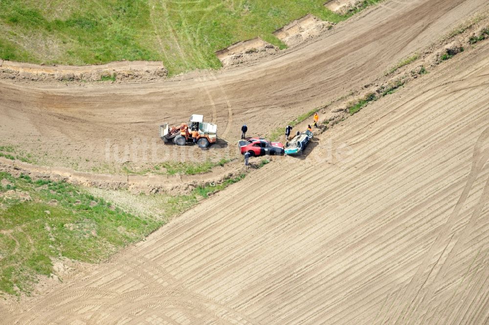 Altlandsberg OT Wegendorf von oben - Stockcar Rennen auf der Rennbahn / Sandbahn Wegendorf bei Altlandsberg in Brandenburg