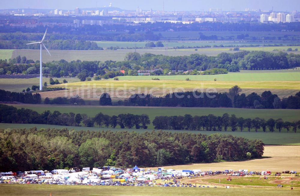 Altlandsberg OT Wegendorf von oben - Stockcar Rennen auf der Rennbahn / Sandbahn Wegendorf bei Altlandsberg in Brandenburg