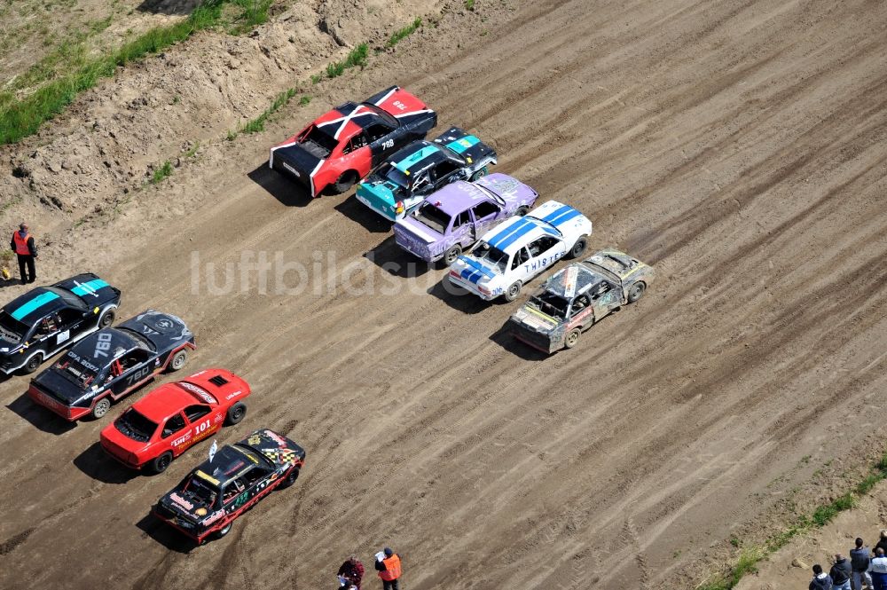 Luftaufnahme Altlandsberg OT Wegendorf - Stockcar Rennen auf der Rennbahn / Sandbahn Wegendorf bei Altlandsberg in Brandenburg