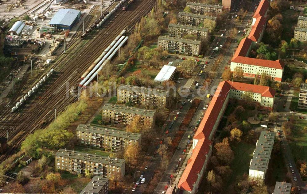 Berlin von oben - Storkower Straße / Knieprodestraße