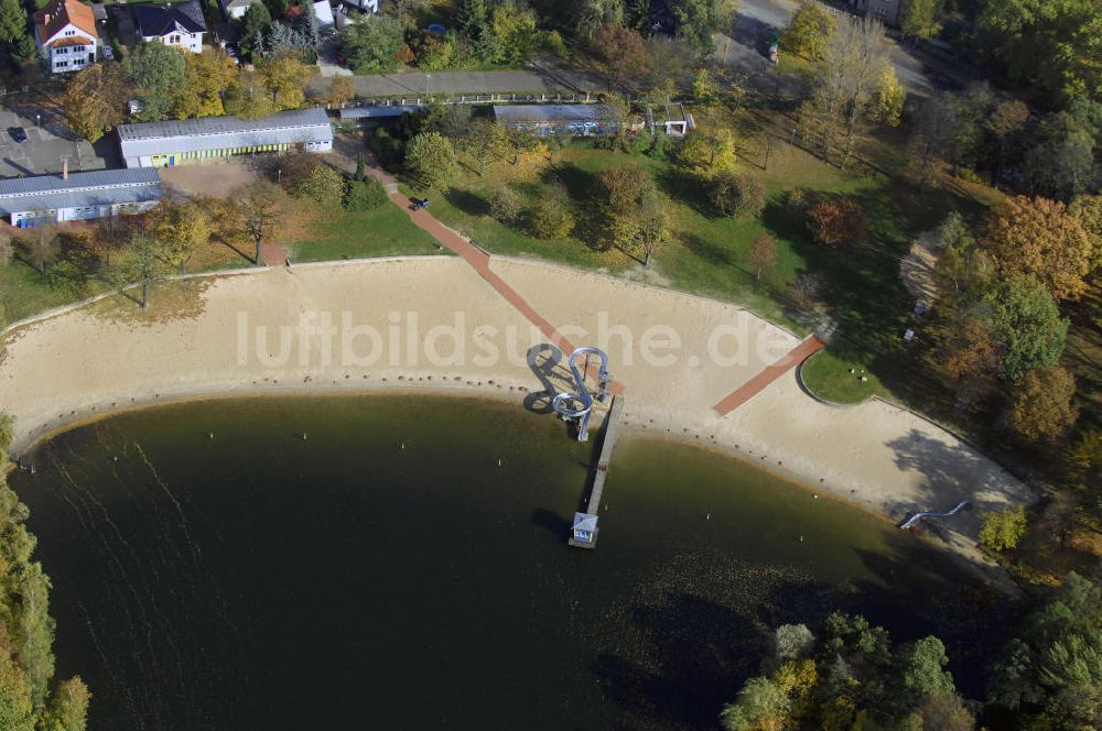 Berlin von oben - Stranbad Orankesee in Berlin Alt-Hohenschönhausen