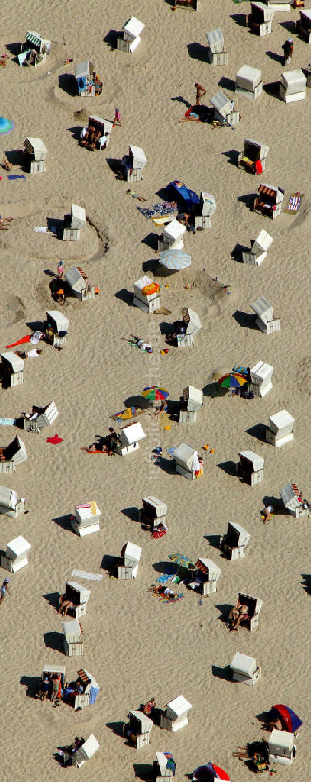 Wangerooge von oben - Strand von Wangerooge in Niedersachsen