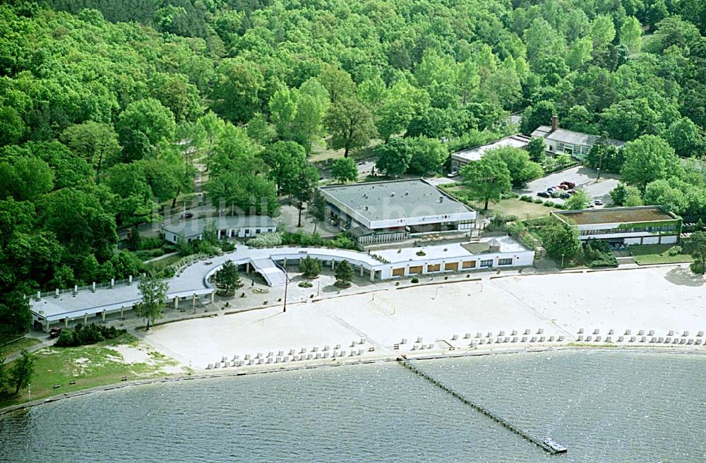 Luftbild Köpenick - Berlin - Strandbad Müggelsee in Friedrichshagen. Ort: Köpenick - Berlin. Datum: 16.05.03