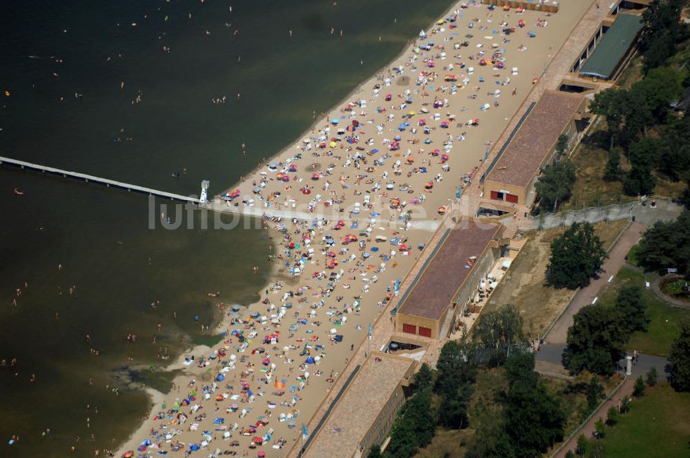 Berlin von oben - Strandbad Wannsee in Berlin