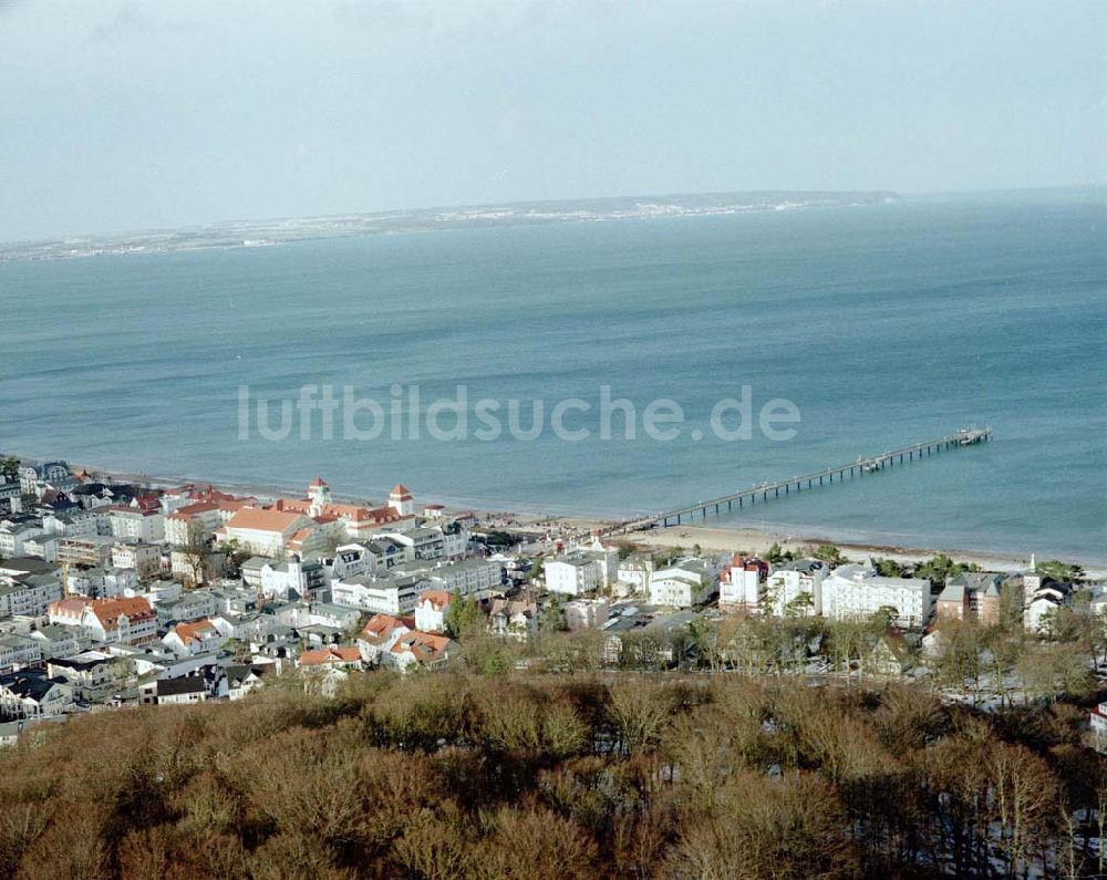 Binz / Rügen - MV aus der Vogelperspektive: Strandpromenade Binz mit dem TRAVEL CHARME HOTEL / ehem. Kurhaus auf Rügen.