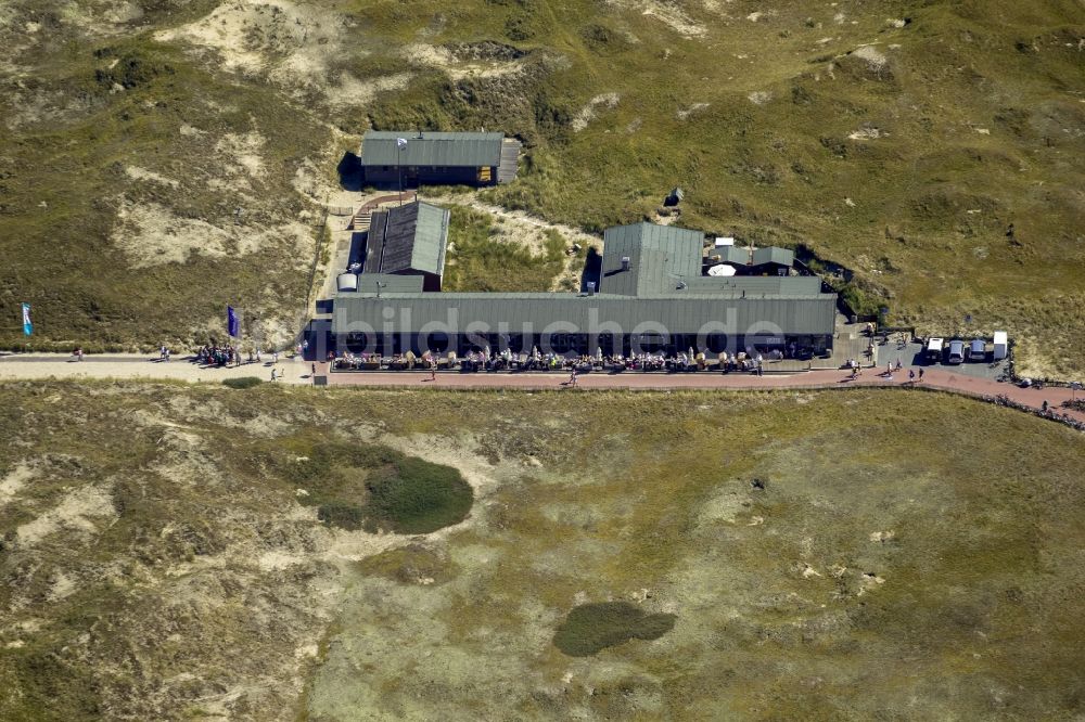 Norderney von oben - Strandrestaurant Weiße Düne auf der Insel Norderney in der Nordsee im Bundesland Niedersachsen