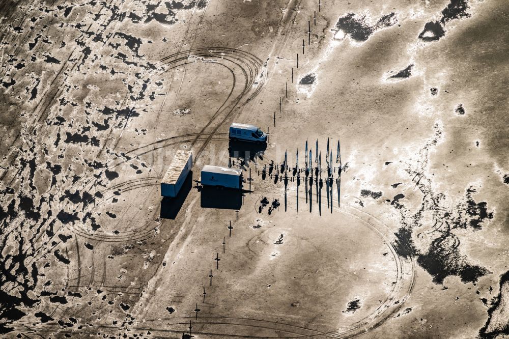 Luftaufnahme Röm - Strandsegler auf dem Strand auf der Dänische Insel Römö in Dänemark