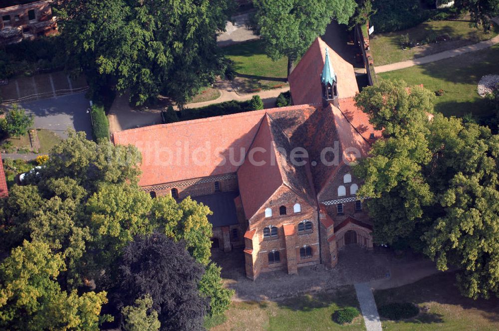 Arendsee (Altmark) aus der Vogelperspektive: Straße der Romanik: Blick auf das Klostergelände der Kleinstadt Arendsee