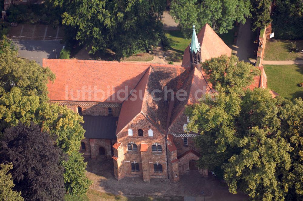 Luftbild Arendsee (Altmark) - Straße der Romanik: Blick auf das Klostergelände der Kleinstadt Arendsee