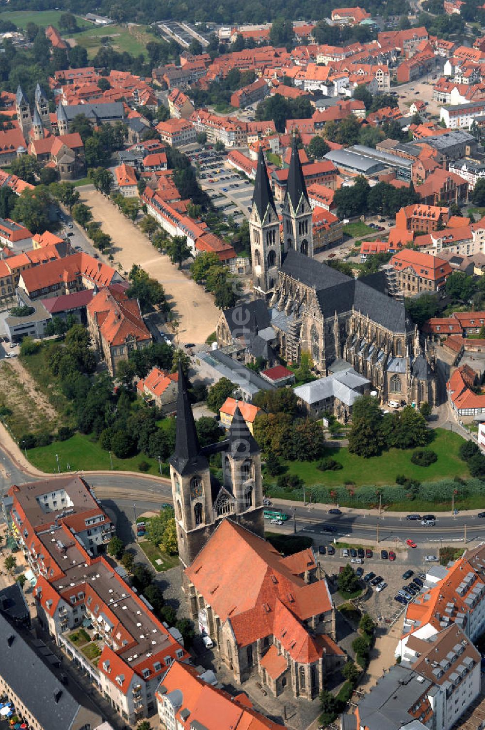 Halberstadt aus der Vogelperspektive: Strasse der Romanik in Sachsen-Anhalt