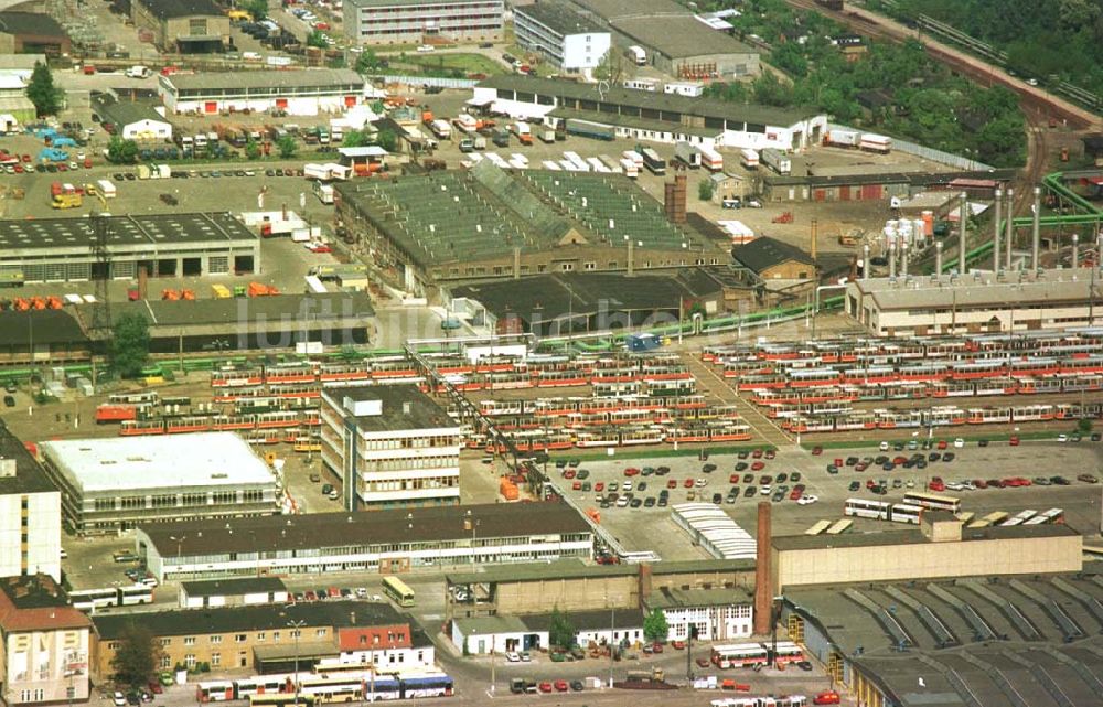 Luftbild Berlin - 23.06.94 Straßenbahnbetriebshof in der Sigfriedstraße in Berlin-Lichtenberg