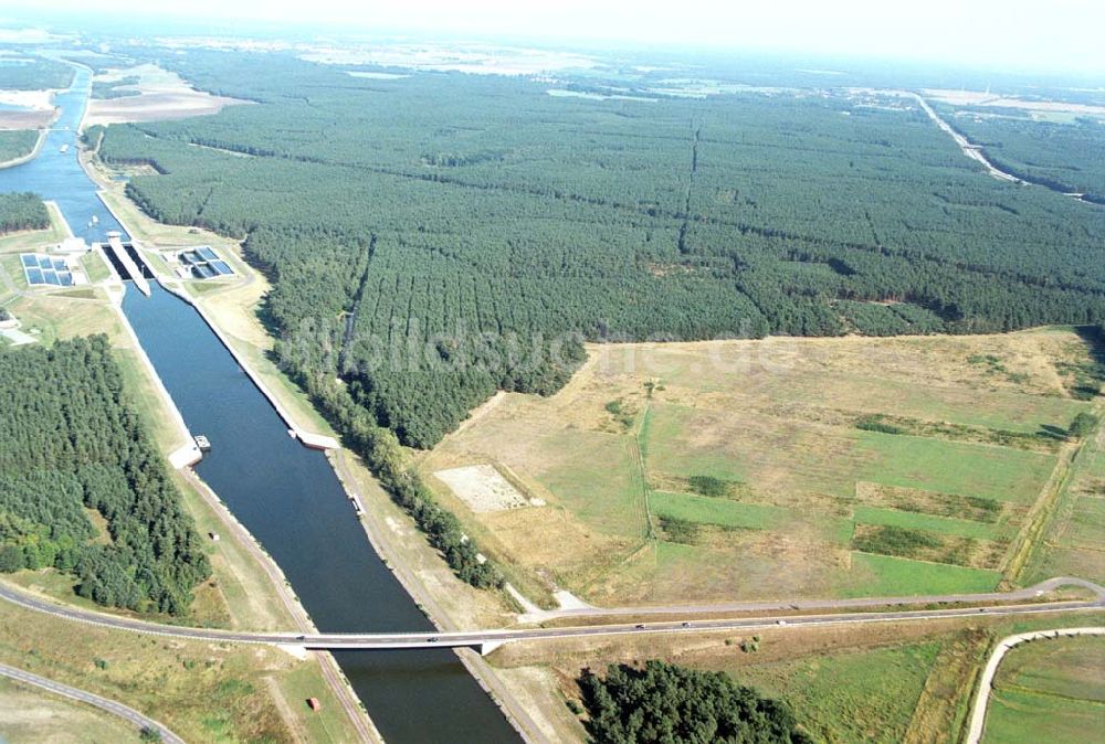 Luftaufnahme Hohenwarthe - Straßenbrücke Hohenwarthe-Niegripp