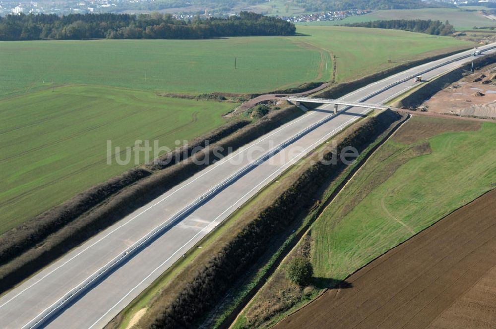 Luftaufnahme Neukirchen - Strassenbrücke südlich von Neukirchen an der A4