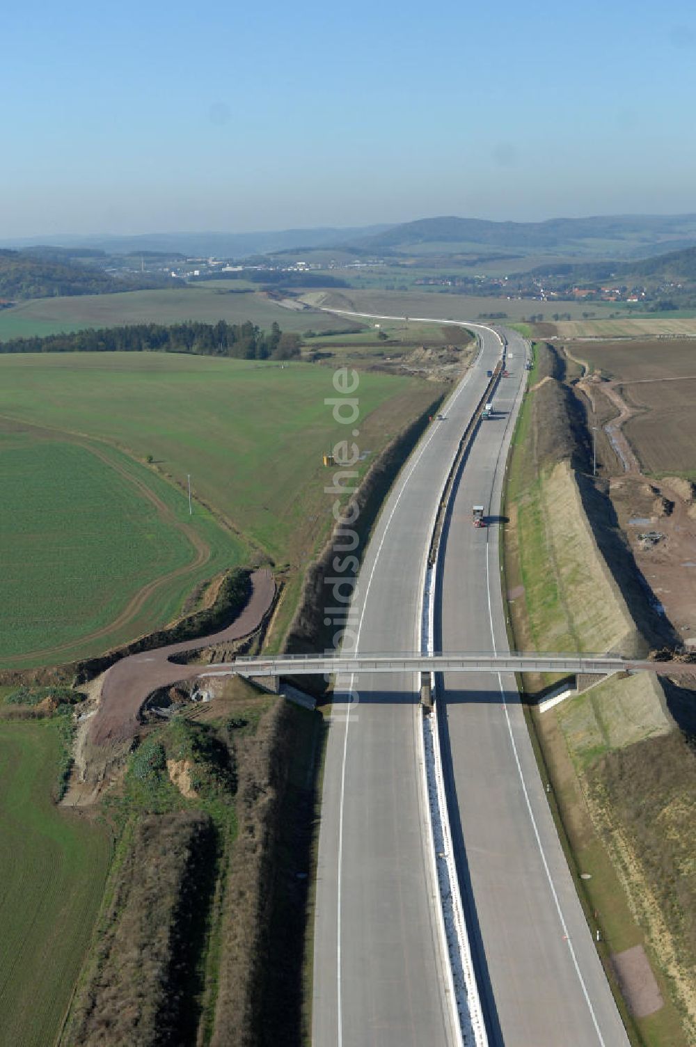 Luftaufnahme Neukirchen - Strassenbrücke südlich von Neukirchen an der A4