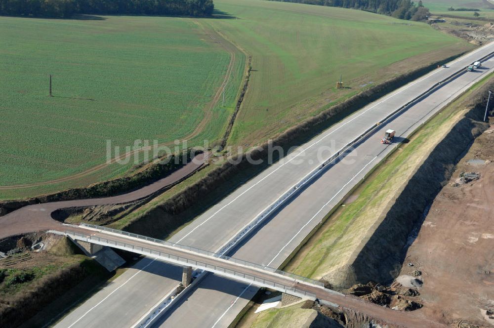 Luftbild Neukirchen - Strassenbrücke südlich von Neukirchen an der A4