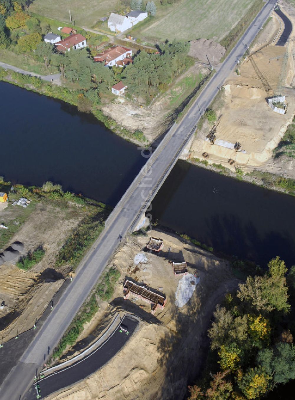 Luftbild Wusterwitz - Strassenbrücke Wusterwitz