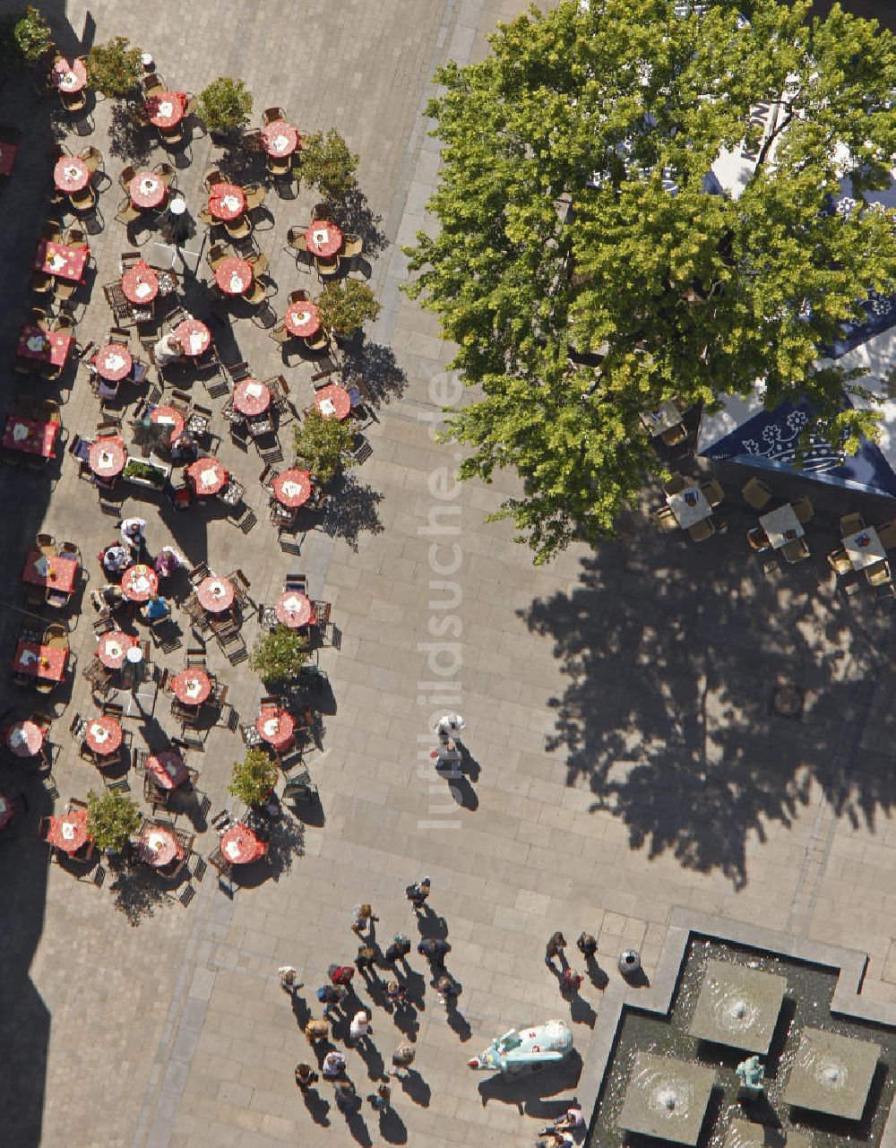 Luftaufnahme Dortmund - Straßencafé in der Innenstadt von Dortmund