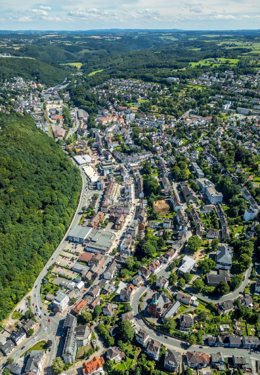 Luftbild Ennepetal - Straßenführung der bekannten Flaniermeile und Einkaufsstraße Neustraße in Ennepetal im Bundesland Nordrhein-Westfalen