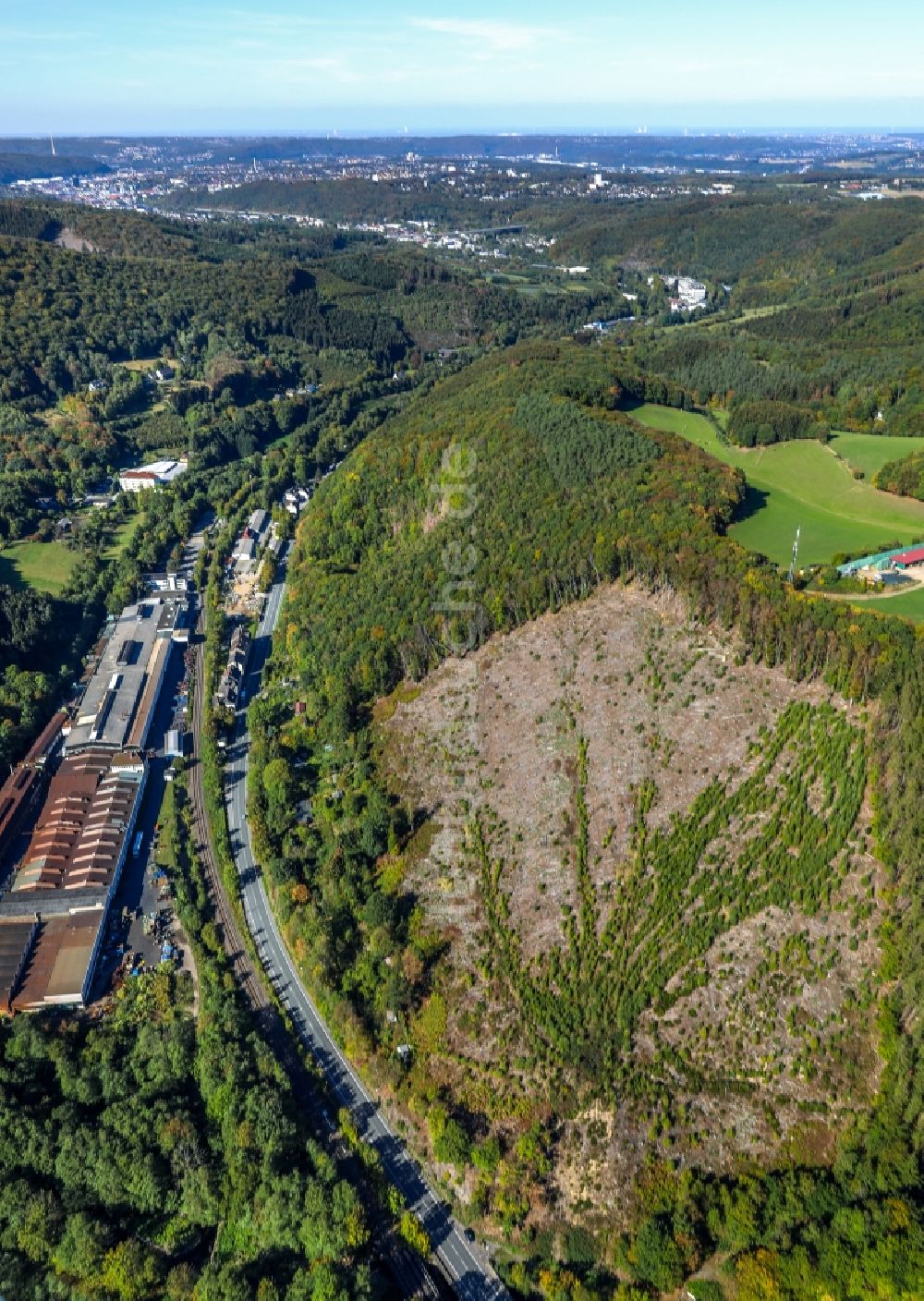 Luftaufnahme Hagen - Straßenführung der Bundesstraße B54 in Hagen im Bundesland Nordrhein-Westfalen, Deutschland