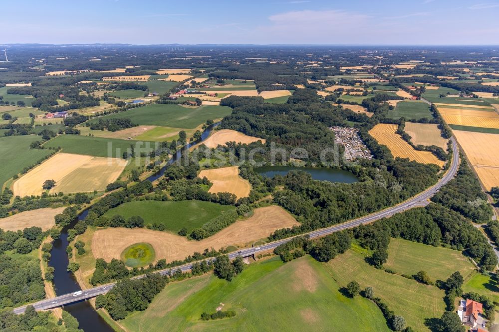 Luftaufnahme Telgte - Straßenführung der Bundesstraße B64 in Telgte im Bundesland Nordrhein-Westfalen, Deutschland