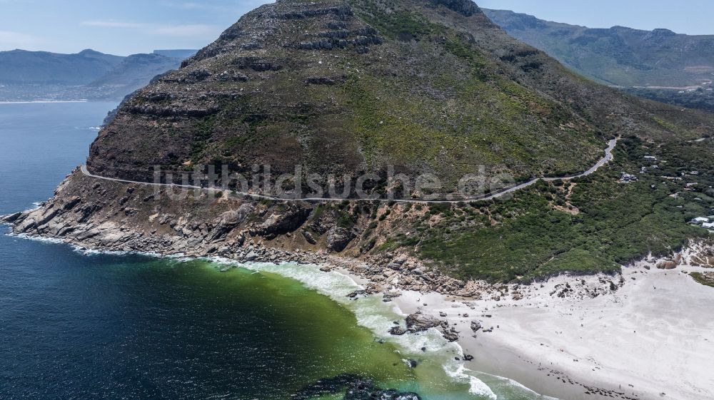 Luftaufnahme Kapstadt - Straßenführung Chapman's Peak Drive in Kapstadt in Westkap, Südafrika