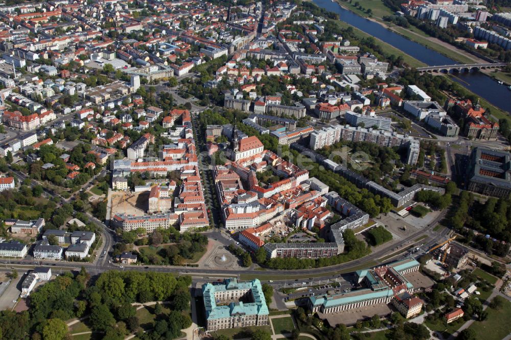 Luftbild Dresden - Straßenführung der Flaniermeile in Dresden im Bundesland Sachsen, Deutschland