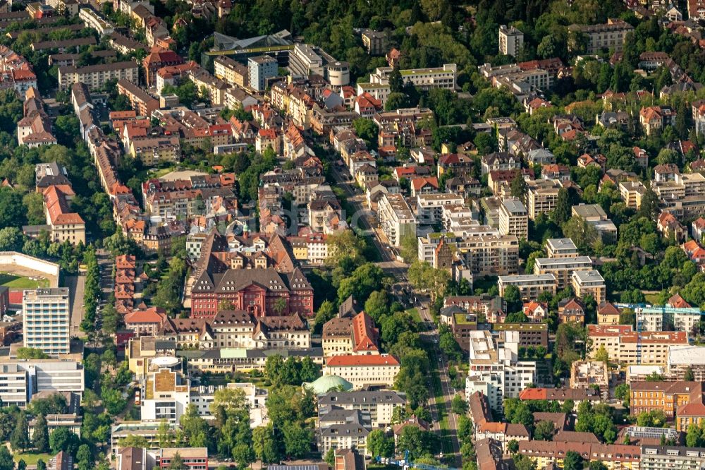 Freiburg im Breisgau aus der Vogelperspektive: Straßenführung der Habsburger Straße in Freiburg im Breisgau im Bundesland Baden-Württemberg, Deutschland