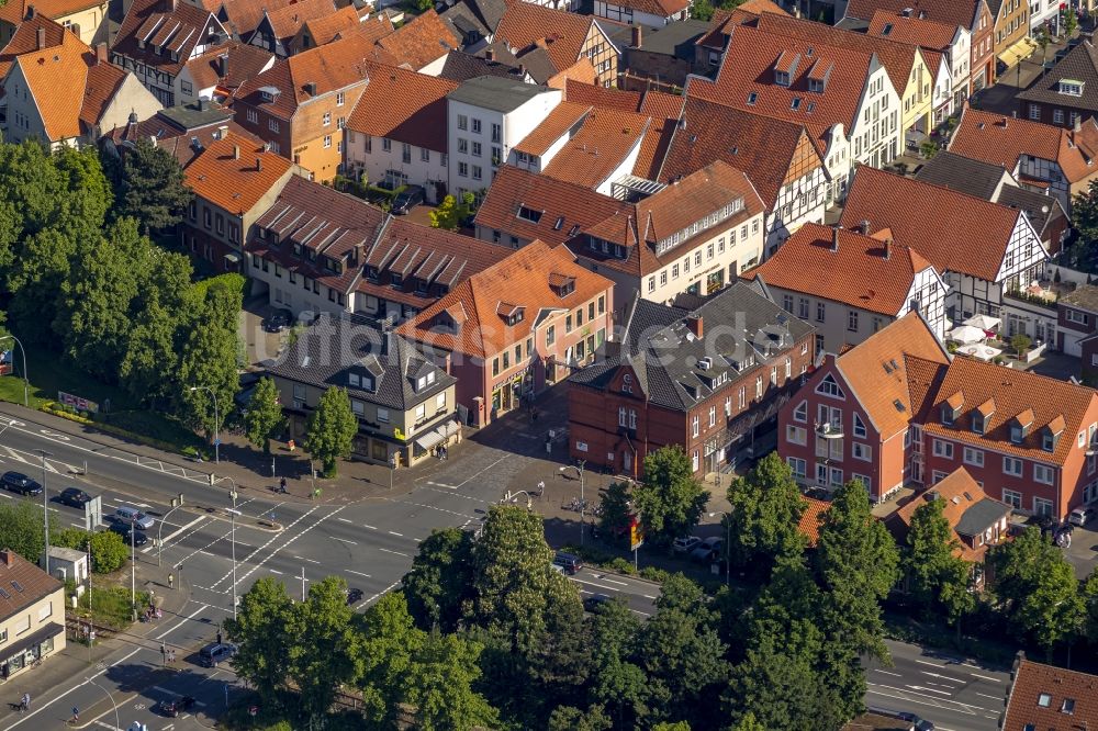 Warendorf von oben - Straßenkreuzung in Warendorf im Bundesland Nordrhein-Westfalen