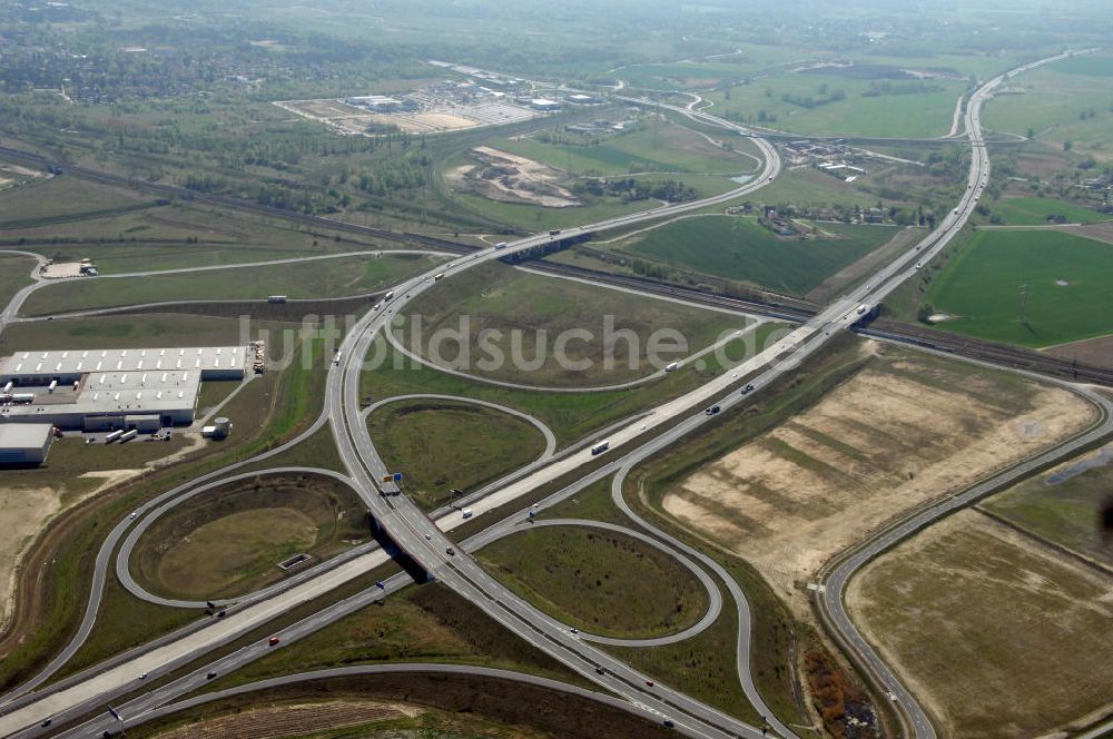 WUSTERMARK aus der Vogelperspektive: Strassenverlauf der B5 Ortsumgehung Wustermark