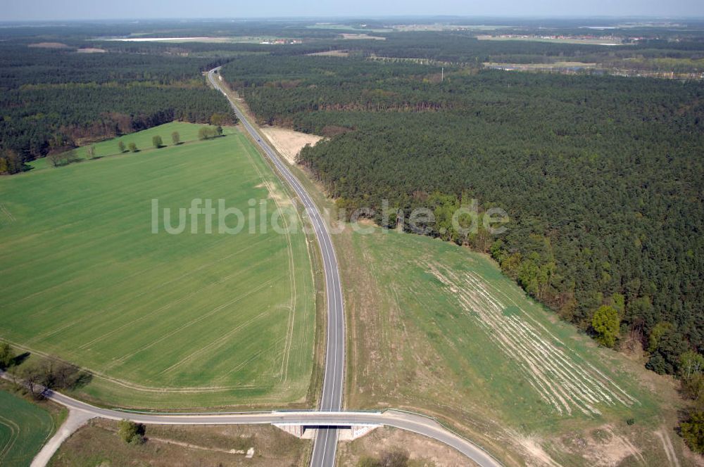 WUSTERWITZ von oben - Strassenverlauf der L96 Ortsumgehung Wusterwitz