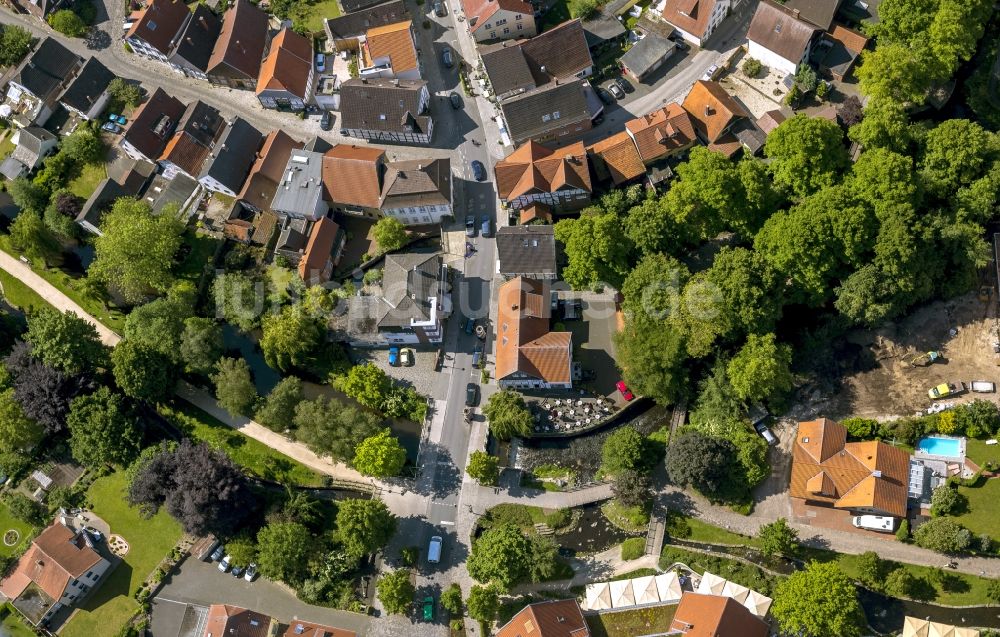 Rietberg von oben - Straßenverlauf in Rietberg im Bundesland Nordrhein-Westfalen