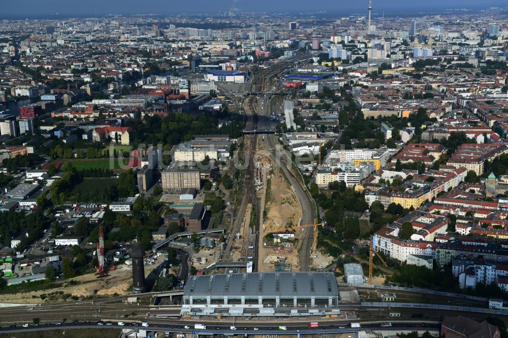 Luftbild Berlin Friedrichshain - Strecken- Ausbau Bahnhof Ostkreuz im Stadtteil Friedrichshain von Berlin