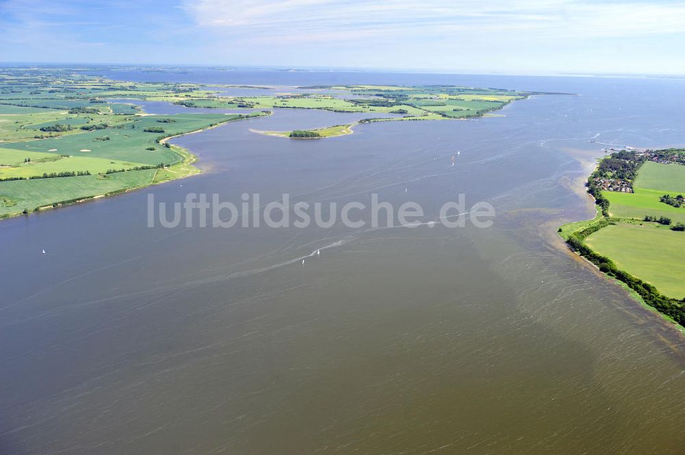 Brandshagen aus der Vogelperspektive: Strelasund ein Meeresarm der Ostsee in Mecklenburg-Vorpommern